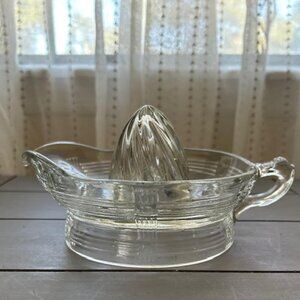 Vintage 1930s Hazel Atlas Glass Juice Reamer Citrus Juicer Clear